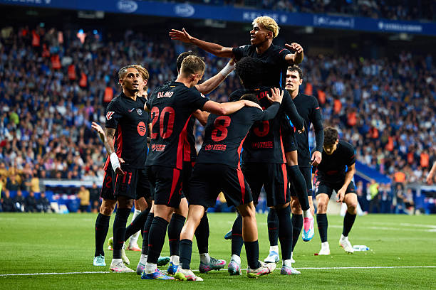 Barcelona: Nhà vô địch hoàn hảo và khởi đầu cho một kỷ nguyên mới