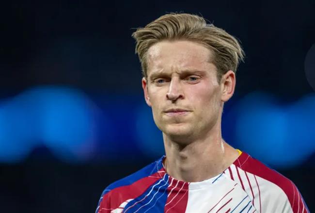 Barcelona và ‘trái đắng’ mang tên De Jong