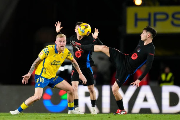 Flick gọi tên nhạc trưởng của Barcelona