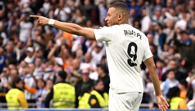 Mbappe ghi 36 bàn mùa này: Giữ lửa vô địch cho Real; Đua Pichichi cùng Lewandowski