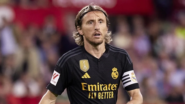 Modric nổi giận vì ít được ra sân, HLV Ancelotti nói gì?