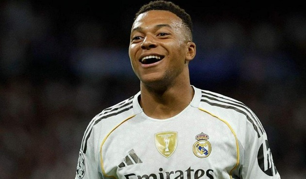 Nghỉ thi đấu cho tuyển Pháp, Mbappe bị soi chuyến du lịch đến Dubai