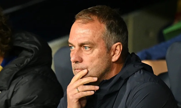 Hansi Flick xác nhận Szczesny sẽ bắt chính trước Inter và Real Madrid